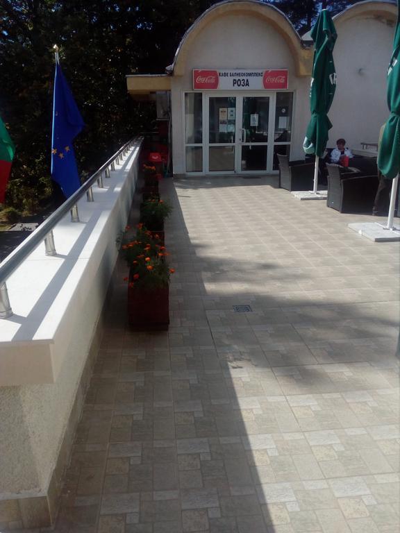 Балнеохотел Роза Strelča Exteriér fotografie
